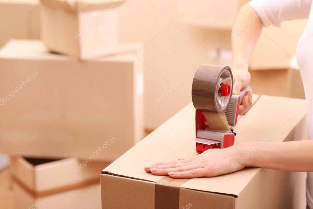 depositphotos_64797907-stock-photo-packing-boxes-close-up